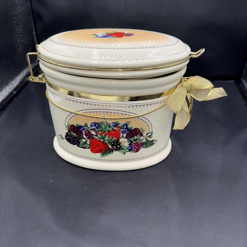 Vintage Canister Knotts Berry Farm Cookie Jar Oval 7.5" Ceramic Fruit
